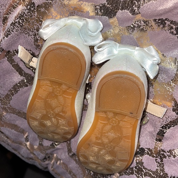 Shoes - Picture 2 of 3